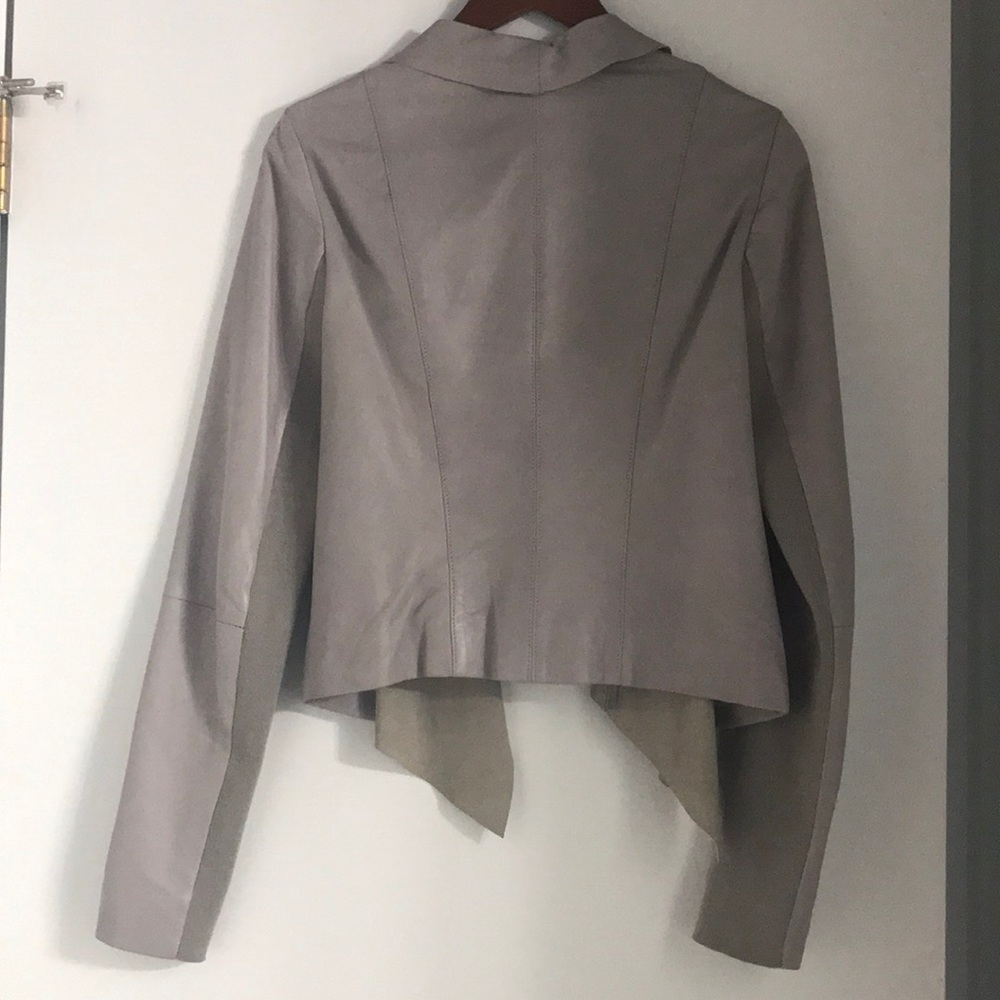 Leather jacket - Picture 3 of 3